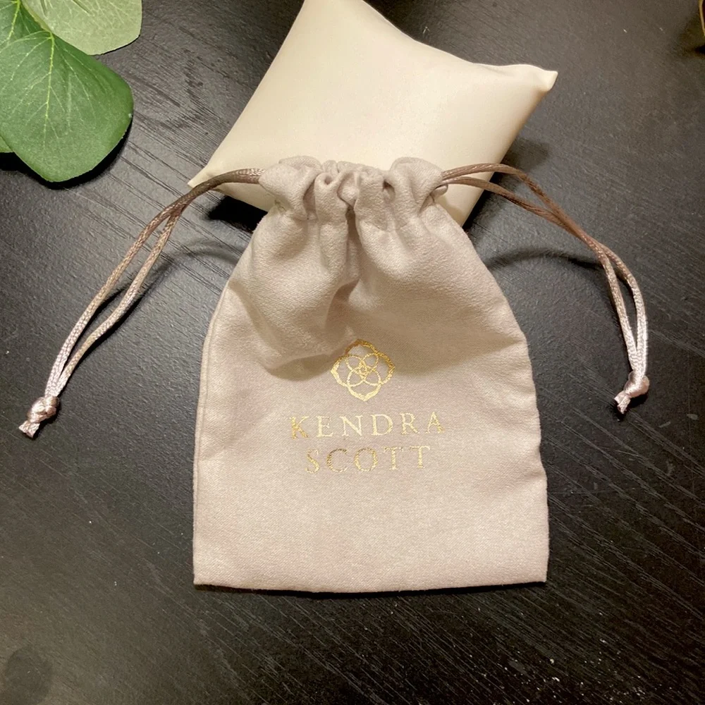 Kendra Scott Small Jewelry Dust Bag protective storage - Picture 2 of 3